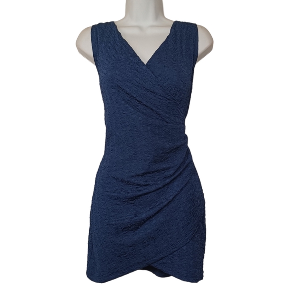 Minx Dresses & Skirts - MINX USA Blue Textured Sleeveless Crossover Mini Bodycon Dress Medium NWT